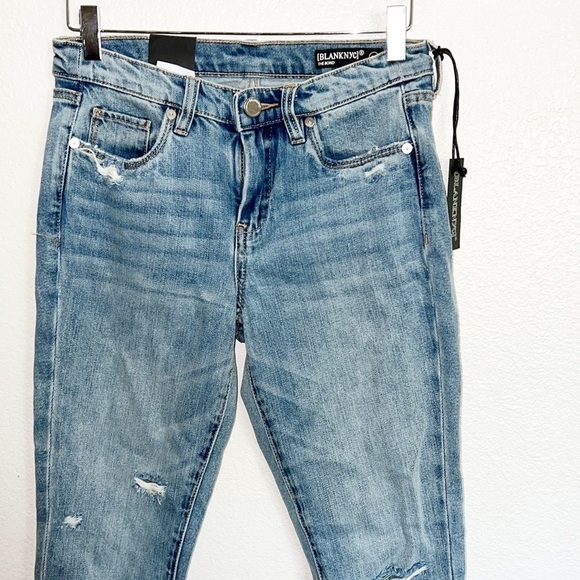Blank NYC The Bond Mid Rise Skinny Distressed Jeans NEW - Picture 2 of 14